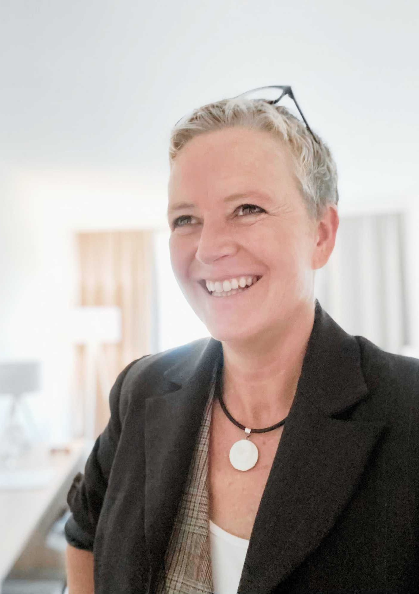 DIN A5 Jeanette Richter - 5 Jeanette Richter: Coach für spirituelles Stressmanagement und Resilienz - Coaching Psychotherapie